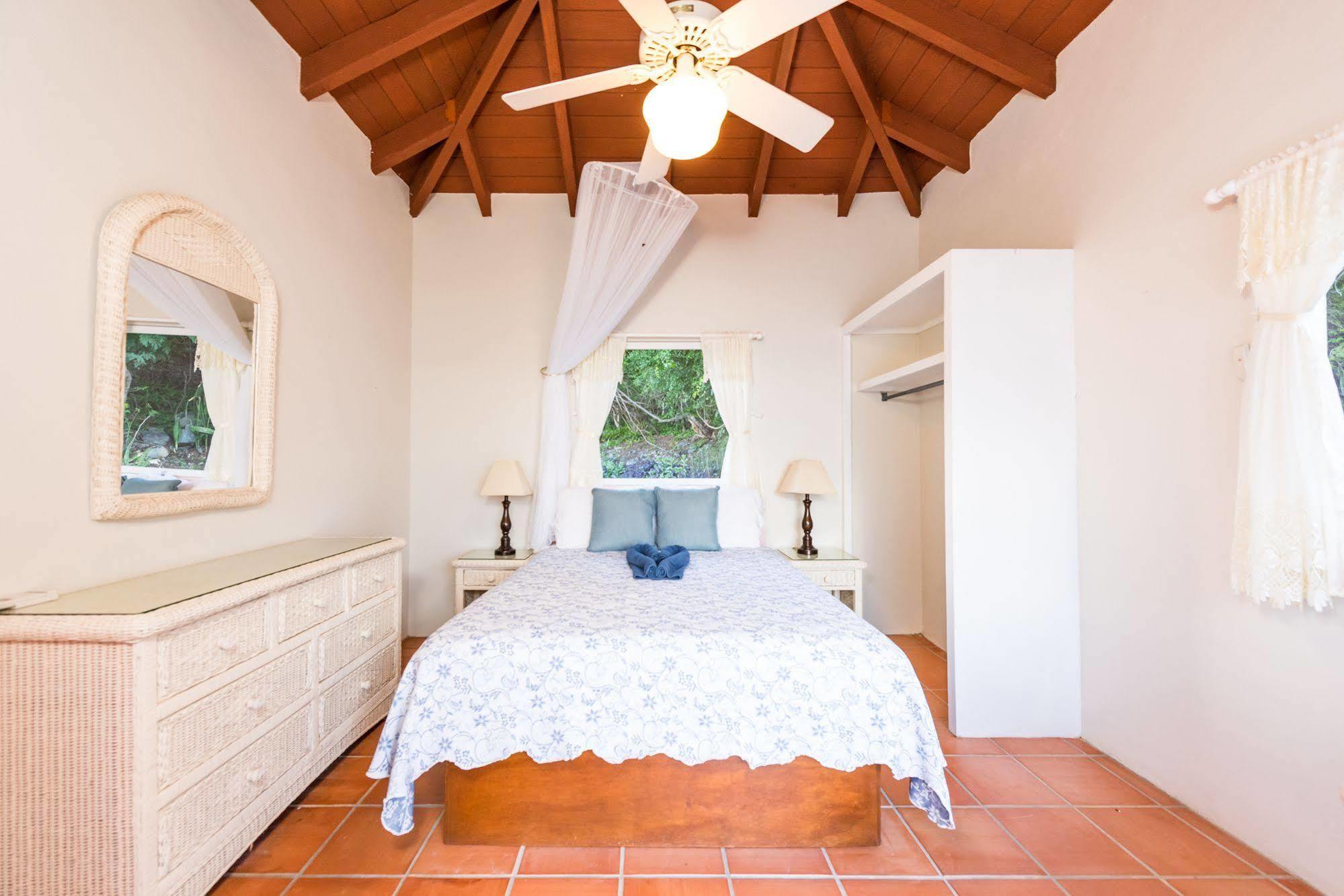 White Bay Villas And Beach Club Jost Van Dyke Екстериор снимка